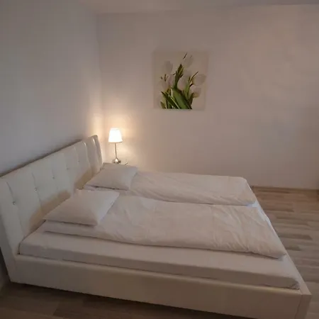 Ferienwohnung NotaBene Airport Warschau Exterior foto