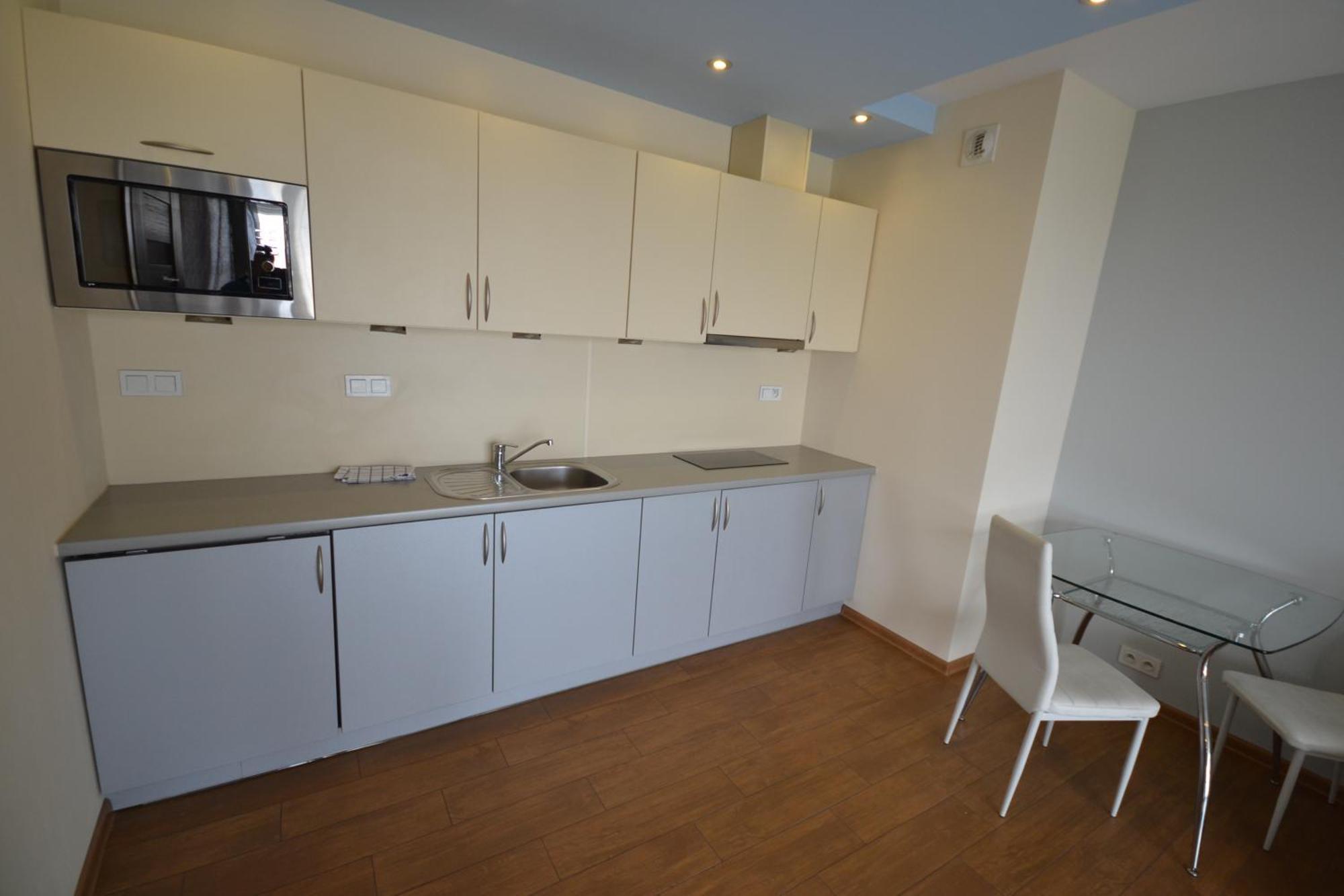 Notabene Airport Apartment